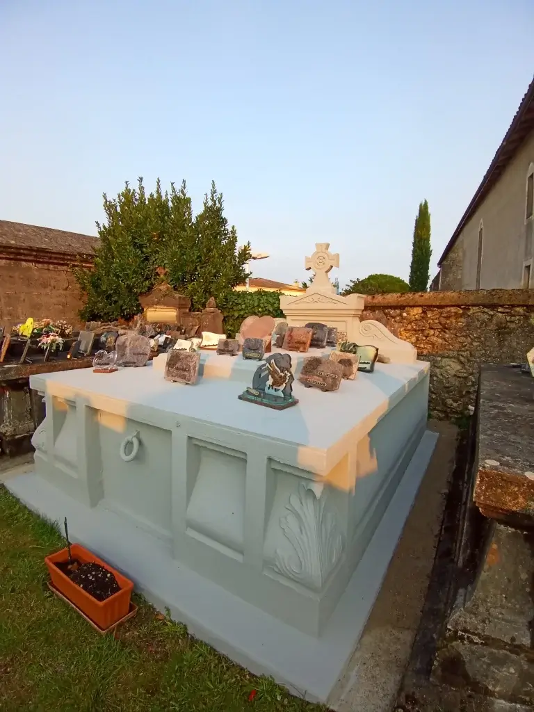 Image d'un caveau après une prestation de peinture
